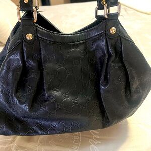 Gucci purse and wallet